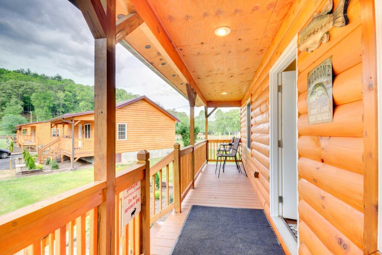 Cozy Cabin On Tuckasegee River - Near Bryson City Kültér fotó