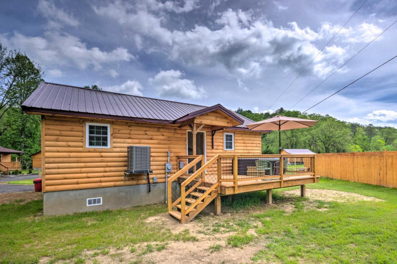 Cozy Cabin On Tuckasegee River - Near Bryson City Kültér fotó